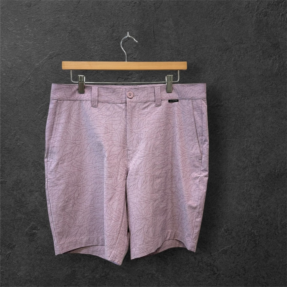 TravisMathew Mens 33 Hybrid Shorts Purple Heather Leaf Print 1MAB083 Golf Casual